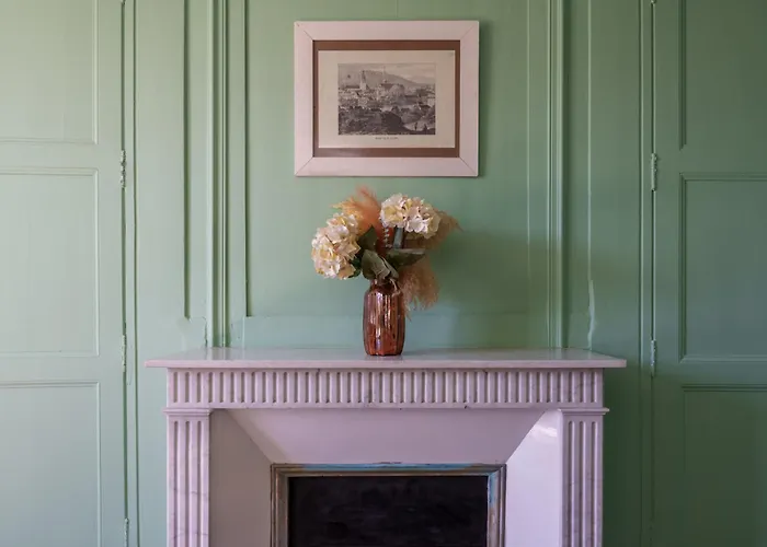 Oda ve Kahvaltı Maison Boe Bossancourt